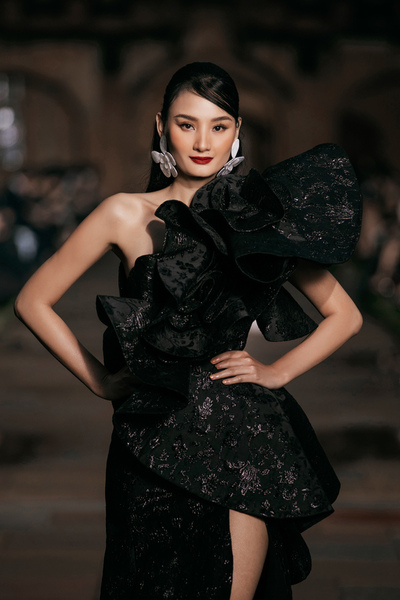 fashion-show 0383SIXDO SYDNEY foto KIENGCAN_.jpg